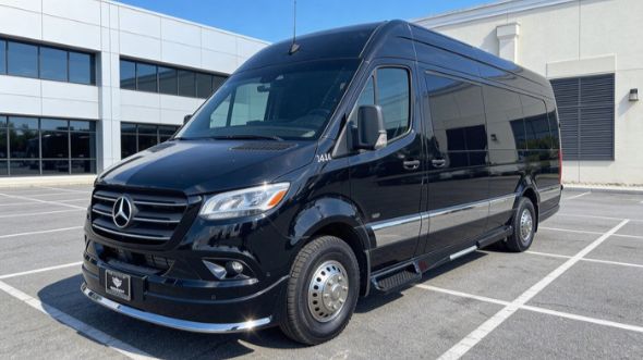 10 passenger sprinter van los angeles