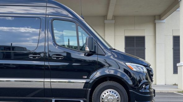 12 passenger sprinter van los angeles