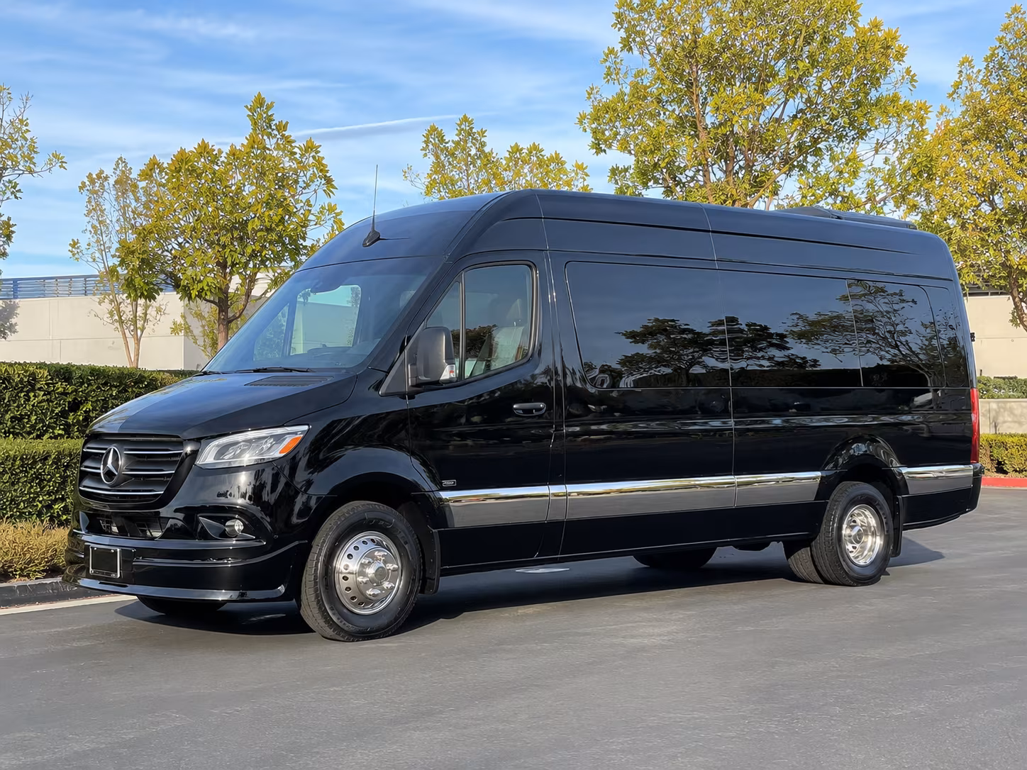 find the perfect transportation for your next wedding 4