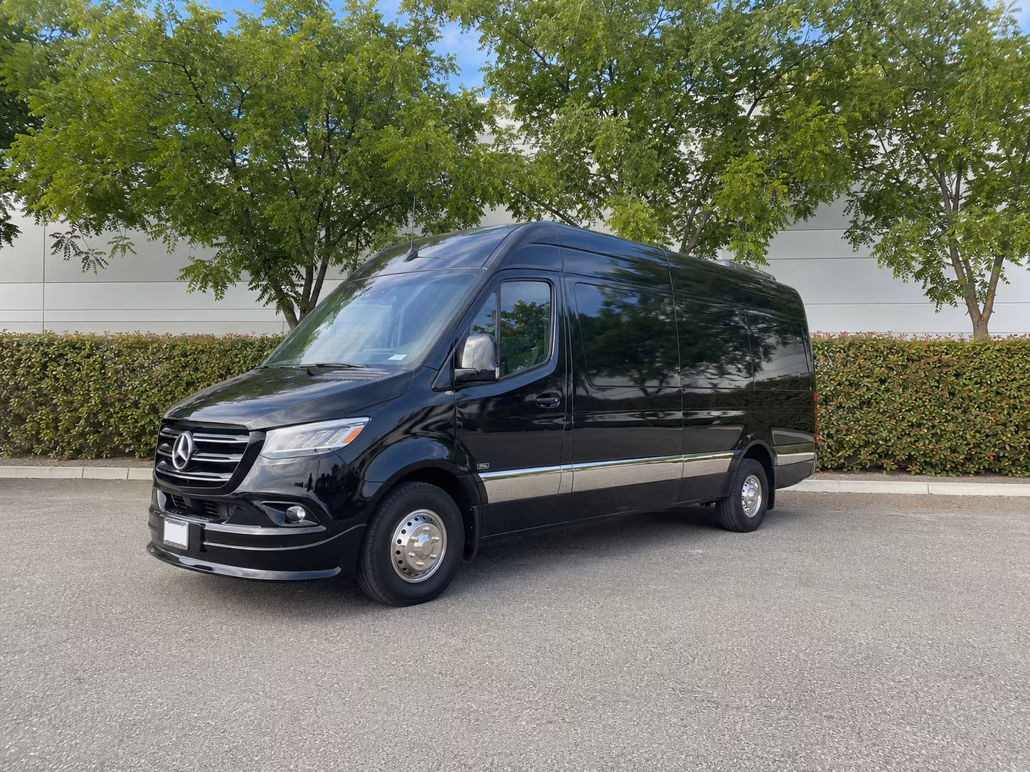 hotel block convention center and multi stop airport sprinter van shuttles in los angeles