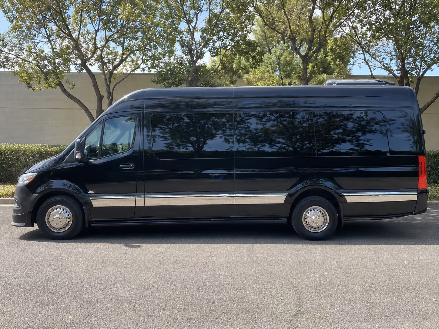 sample corporate shuttle quote los angeles convention center multi day hotel loop